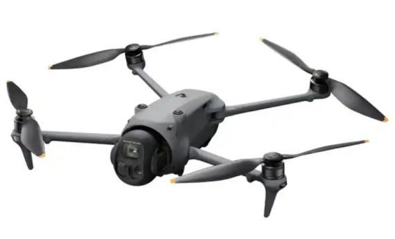 DJI Mavic 4 드론